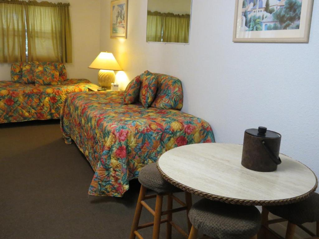 Ed & Ellen'S Lodgings Key Largo Motel Dış mekan fotoğraf